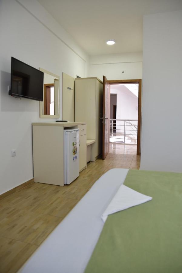 Apartments Fati & Flori Ulcinj Exterior photo